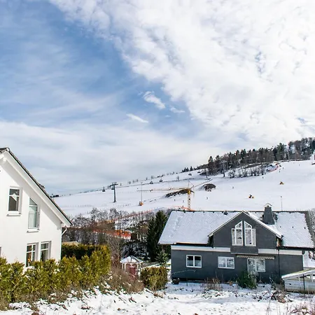 2 Separate Mit Balkon An Der Skipiste, Cleaning Included * Willingen (Upland)