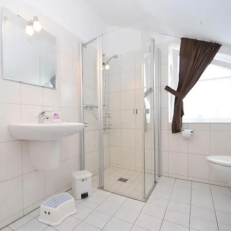 2 Separate Mit Balkon An Der Skipiste, Cleaning Included Apartment *