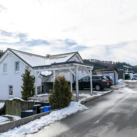 2 Separate Mit Balkon An Der Skipiste, Cleaning Included Apartment